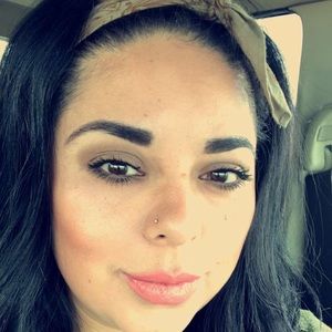 Meet your Posher, Astrid